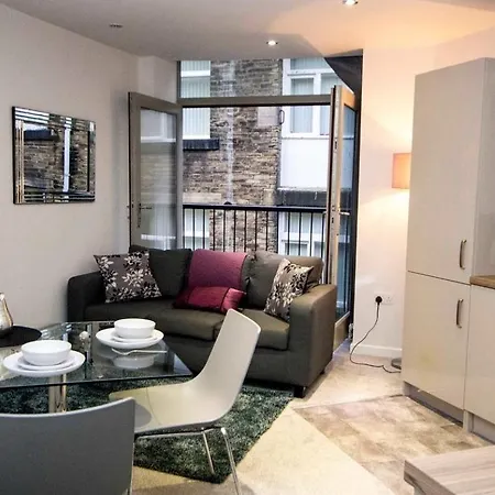 Stayzo Modern 1 In Apartment *