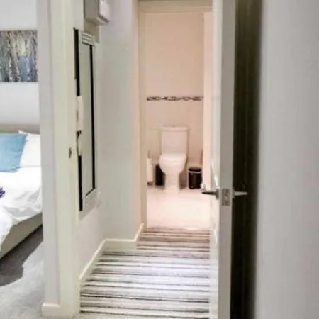 Stayzo Modern 1 In Apartment