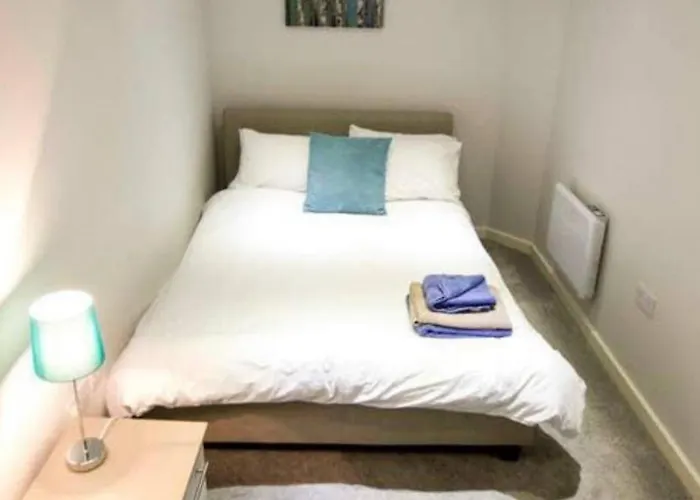 Stayzo Modern 1 In Bradford (West Yorkshire)