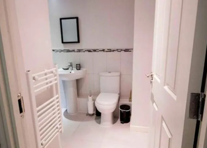 Stayzo Modern 1 In Daire Bradford (West Yorkshire)